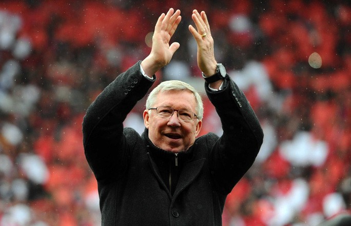 Alex Ferguson bị tố bán đứng M.U - Ảnh 1.