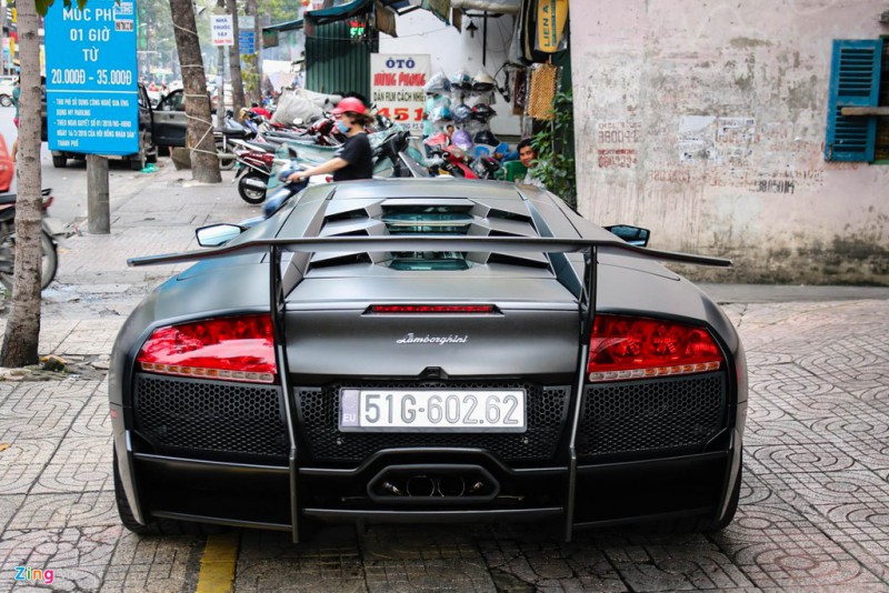 Chiec Lamborghini tung cua Minh Nhua va Dang Le Nguyen Vu tai xuat hinh anh 8 