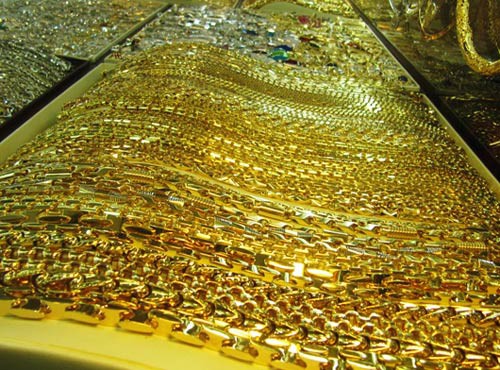 100% chuyên gia được hỏi nhận định giá vàng sẽ tăng trong tuần tới - Ảnh 1.