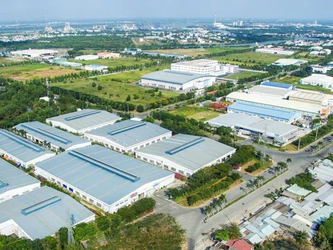 Việc chỉ định nhà đầu tư Dự án Khu công nghiệp Nam Tân Tập ở Long An, có đảm bảo đúng các quy định của pháp luật?