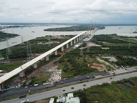 “Mượn tiền” 4 dự án trả nợ cho cao tốc Bến Lức - Long Thành