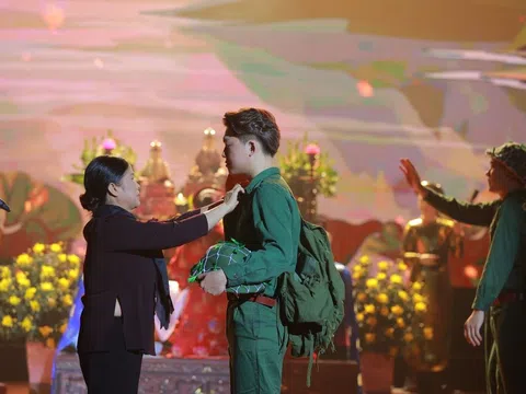 Bùi Tuấn Ngọc ra mắt MV Lạy Mẫu Anh Linh đầy ấn tượng