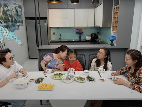 Khách mời chương trình “Cơm nhà Việt Nam” hạnh phúc vì được nấu cơm cho Huỳnh Lập