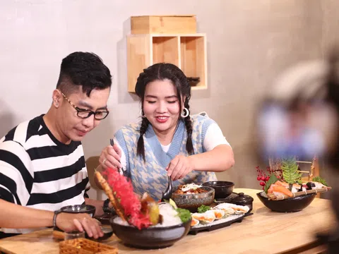 Food vlogger Chen Ru Lu cùng Hoàng Rapper “đại náo” cung đường ăn uống nức tiếng quận Gò Vấp