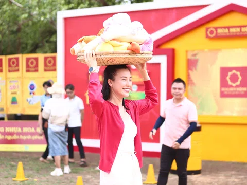 Á hậu Hoàng Oanh: “Mái ấm gia đình Việt là chương trình tôi khóc nhiều nhất”