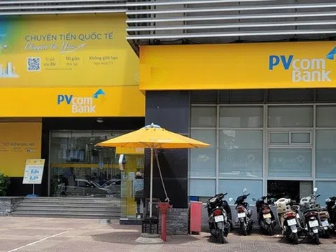 Tiền gửi tiết kiệm thành hợp đồng bảo hiểm tại PVcombank: Khách hàng bị 'đặt bẫy'?