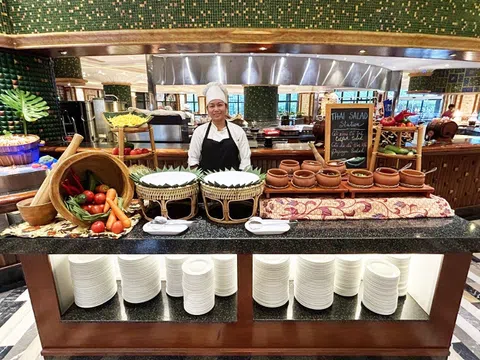 Khám phá ẩm thực xứ chùa Vàng với ‘Aroy Thái Buffet’  tại Khách sạn Windsor Plaza