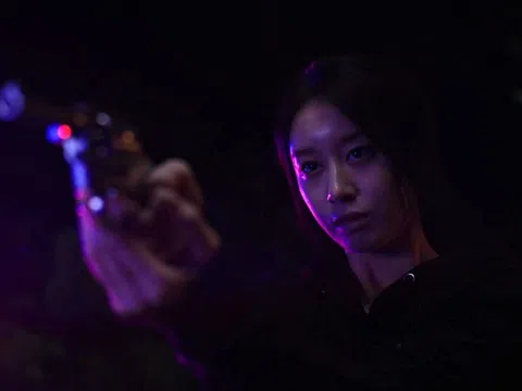 Hào Quang Đẫm Máu tung trailer giật gân, cận cảnh visual sắc lạnh của nữ thần tượng Ji-yeon (T-Ara)
