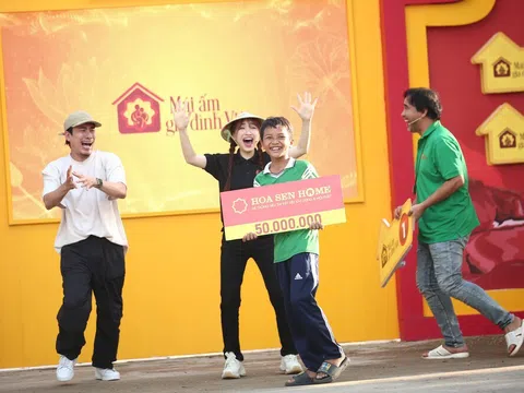 Ca sĩ Hòa Minzy bỏ tiền túi tặng 110 triệu đồng cho 3 em nhỏ có hoàn cảnh khó khăn trong “Mái ấm gia đình Việt”