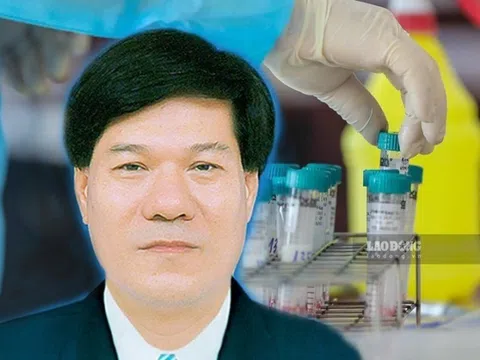 Cựu Giám đốc CDC Hà Nội được hứa chia 15% khi mua máy xét nghiệm COVID-19