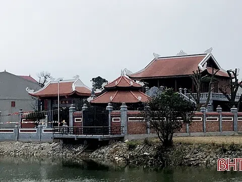 Thị xã Kỳ Anh, Hà Tĩnh: Chỉ đạo xử lý công trình xây lấn bờ kè sông Trí