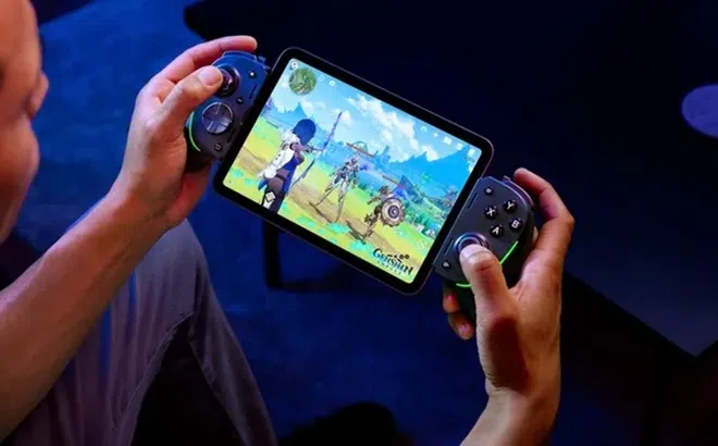Razer giới thiệu tay cầm chơi game mobile đỉnh cao Kishi Ultra